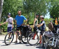 Radfahrer sind auf dem Campingplatz Les Genets willkommen (56)